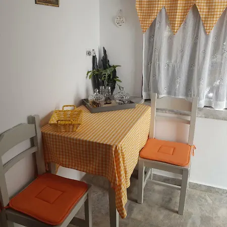 Diasoulas House Апартаменти